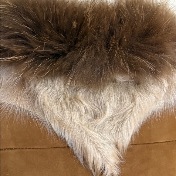 Burberry Shearling Trench Coat with Goat Fur Trim - Picture 6 of 11